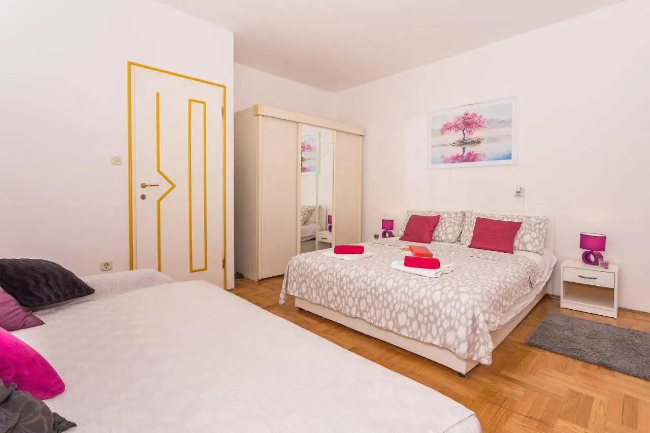 Apartments Zenta Split