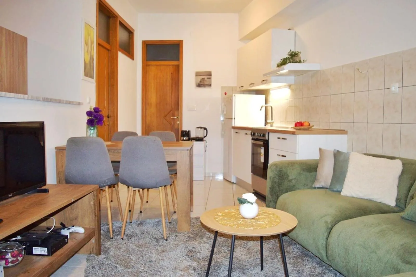 Apartments Zenta Split 0*,  Croacia